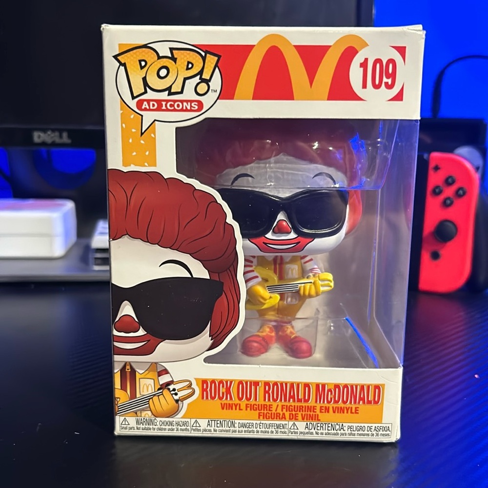 Rock out Ronald McDonald funko pop